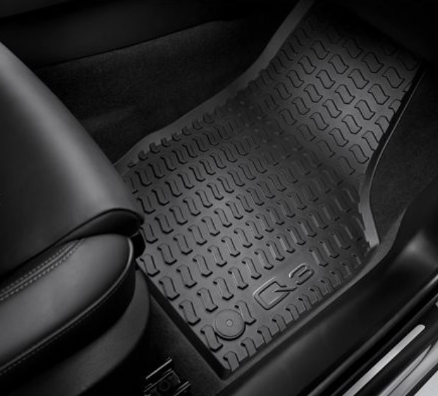 Audi Q3 (8U) rubberen mattenset (voor- en achterzijde)