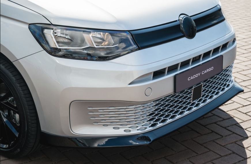 Volkswagen Caddy (SB) logo voorzijde zwart