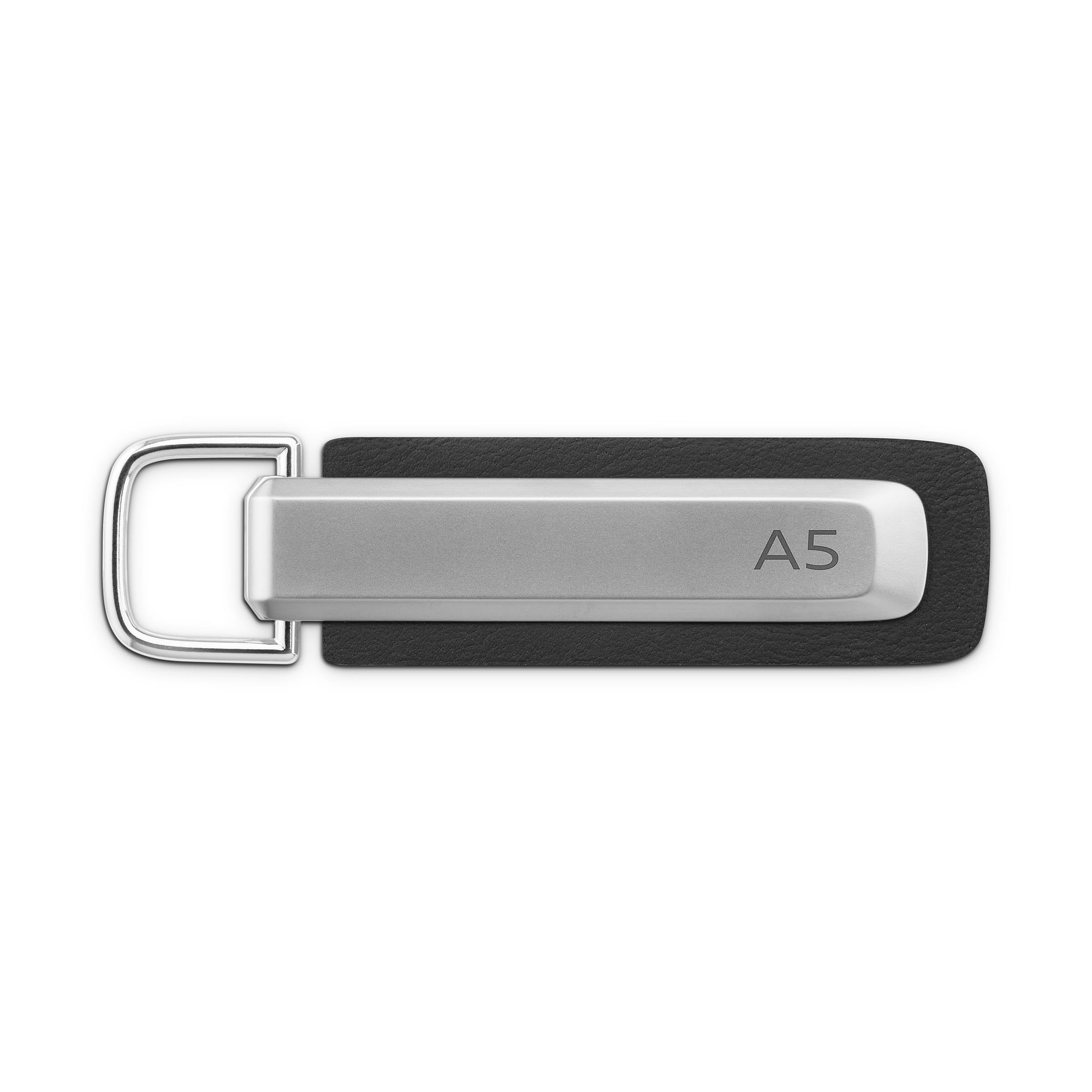 Audi A5 sleutelhanger zilver / zwart