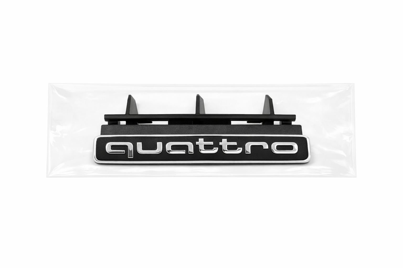Audi Q5 (FY) Quattro grill embleem 